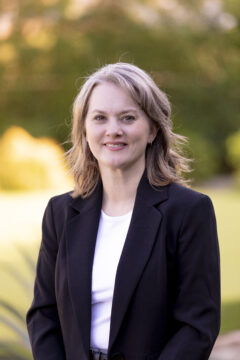 Dr. Liz Hunt